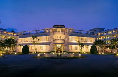 Tận hưởng gói nghỉ dưỡng đặc biệt trong ngày tại Azerai La Residence Huế