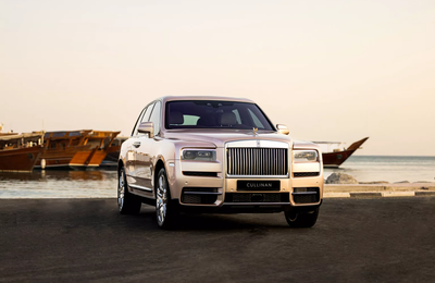 Nội thất khảm trai lộng lẫy bên trong Rolls-Royce ‘The Pearl Cullinan’ độc nhất vô nhị