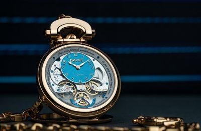 Chiêm ngưỡng Monsieur Bovet - biểu tượng thời gian màu ngọc lam thanh lịch