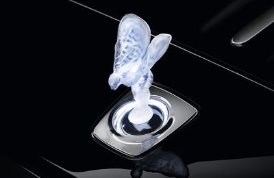 Biểu tượng Spirit of Ecstasy bất ngờ bị cấm trên toàn châu Âu