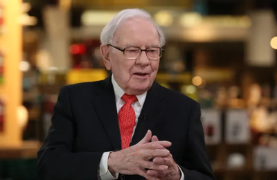 Cuộc chơi vẫn chưa kết thúc đối với Warren Buffett, kể cả khi bước sang tuổi 93