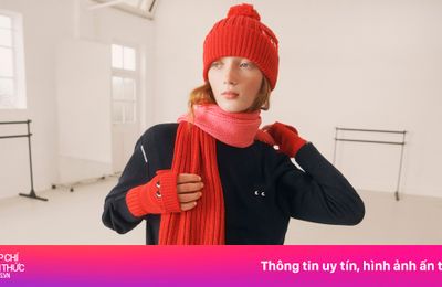 Dấu ấn NTK Anya Hindmarch trong bộ sưu tập thu đông kết hợp với Uniqlo
