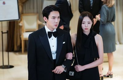 Khi điện thoại đổ chuông gây sốt bởi visual cặp đôi chính