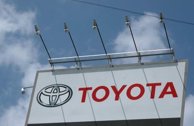 Toyota bắt tay với Tencent - 'gã khổng lồ' công nghệ Trung Quốc nhằm phát triển xe điện