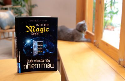 "Bước vào cửa hiệu nhiệm màu" - lời giải đáp khoa học về bí ẩn của não bộ & trái tim