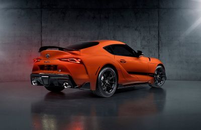 Toyota trang bị cánh gió sau lớn cho phiên bản Supra 2024 kỷ niệm 45 năm lịch sử