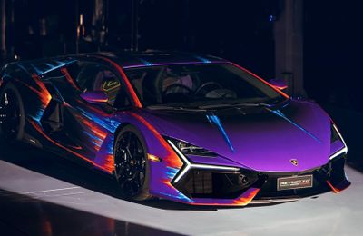 Lamborghini Revuelto 'Opera Unica': Kiệt tác nghệ thuật trên bánh xe