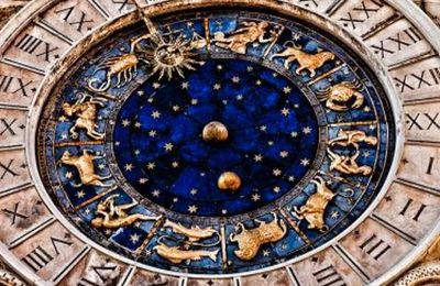 Kỳ quan Torre dell'Orologio ở Quảng Trường San Marco, Venice
