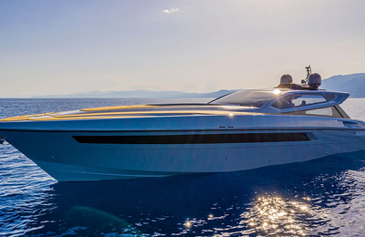 70 HT nổi bật trước thềm Cannes nhờ phong cách vượt thời gian