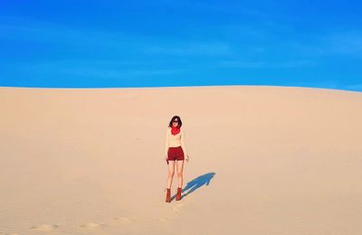 Đắm chìm trong "thiên đường cát" trải dài vô tận tại Mũi Né