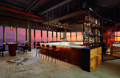 Nhà hàng Mad Cow Wine & Grill chính thức có mặt tại Phú Quốc