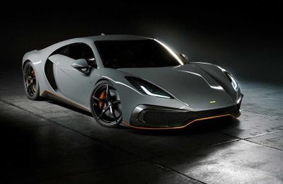 Cùng quay lại phong cách cổ điển với siêu xe động cơ tăng áp kép V6 - Noble M500