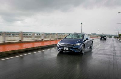 EQS 450+ đạt mức di chuyển tối đa 850km 1 lần sạc, xác lập kỷ lục mới tại Việt Nam