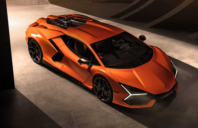 Lamborghini Revuelto mở ra chương tiếp theo cho động cơ V12 huyền thoại