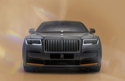 Chiêm ngưỡng “xế hộp” Ghost Prism phiên bản kỷ niệm 120 năm thành lập Rolls-Royce