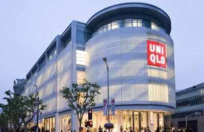 Công ty mẹ của Uniqlo – Fast Retailing điều chỉnh dự đoán doanh thu lên mức kỷ lục