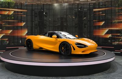 Ra mắt McLaren 750S với hiệu suất siêu xe đỉnh cao & cảm giác sau vô-lăng phấn khích