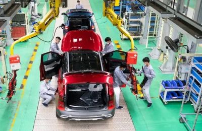 Đề xuất giảm 50% lệ phí trước bạ đối với ô tô sản xuất, lắp ráp trong nước