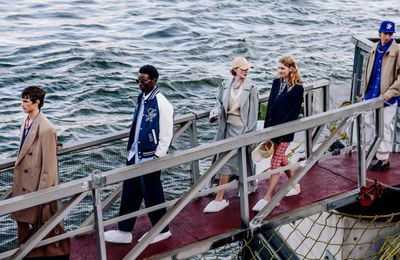 Tommy Hilfiger Xuân Hè 2025 tại New York Fashion Week : Di sản vẫn luôn tiến về phía trước