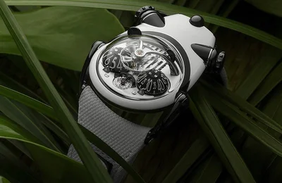 Phiên bản Panda của MB&F HM10 cho Only Watch 2021 biến hóa từ thiết kế Bulldog