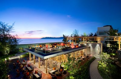 Đắm mình trong mùa lễ hội an yên tại Banyan Tree và Angsana Lăng Cô