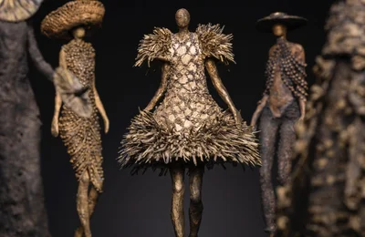 Triển lãm tượng đồng tôn vinh hai biểu tượng thời trang thế giới Schiaparelli và Chanel