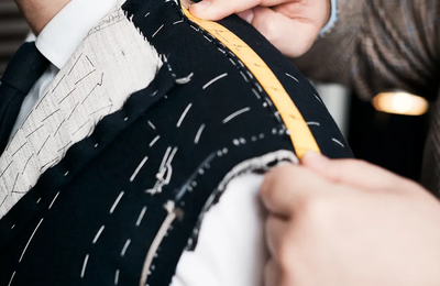 Nghệ thuật bespoke suit: Sự kết hợp của vải vintage quý hiếm và thợ may tài ba