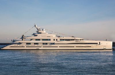 Benetti bàn giao siêu du thuyền lớn nhất của mình - M/Y LANA