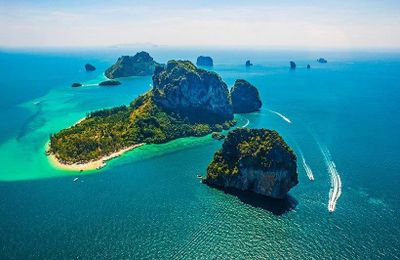 Phuket đón du khách nước ngoài sau một năm đóng cửa toàn diện