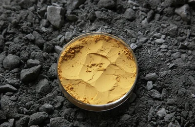 Giá uranium lập đỉnh 15 năm trong bối cảnh nhu cầu năng lượng hạt nhân bật tăng