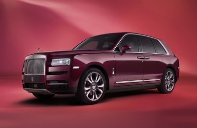 Rolls-Royce ra mắt Cullinan-Inspired by Fashion lấy cảm hứng từ thời trang cao cấp