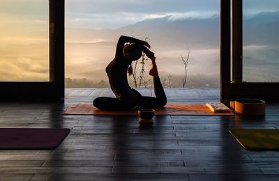 Chào đón Ngày Quốc tế Yoga tại loạt khu nghỉ dưỡng hàng đầu Đông Nam Á