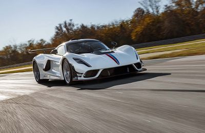 Hennessey sắp tung ra phiên bản nâng cấp cho chiếc hypercar kiểu Mỹ - Venom F5