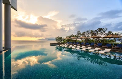 Renaissance Saigon, Sheraton Nha Trang, Mercure Vũng Tàu tung khuyến mãi hè hấp dẫn