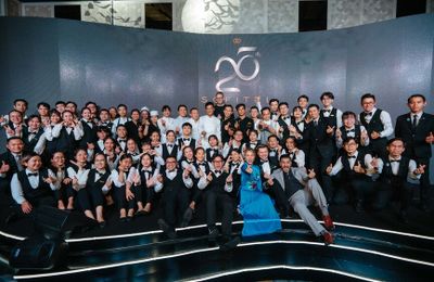 Ấn tượng Gala Dinner hoành tráng kỷ niệm 25 năm thành lập của Sofitel Saigon Plaza