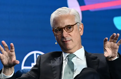 CEO Wells Fargo cảnh báo về khoản chi phí khổng lồ khi tiếp tục việc sa thải