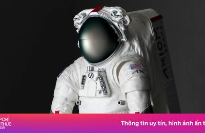 Nữ phi hành gia đầu tiên lên Mặt Trăng mặc đồ Prada