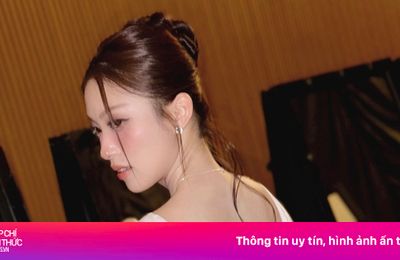 Khánh Vy khoe tấm lưng ong
