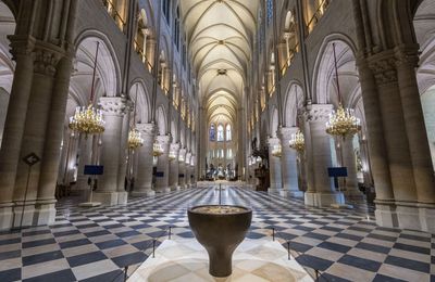 Nhà thờ Notre Dame de Paris mở cửa sau trận cháy lịch sử