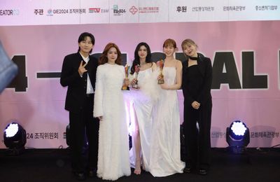 Trương Quỳnh Anh nhận giải thưởng Asia's Top Influencer