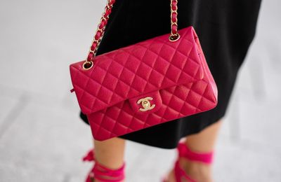 Những mẫu túi xách nổi tiếng nhất của Chanel