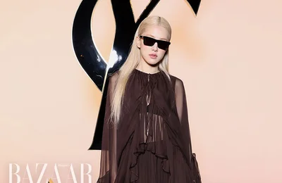 Rosé diện váy xuyên thấu dự show Saint Laurent Thu Đông 2024