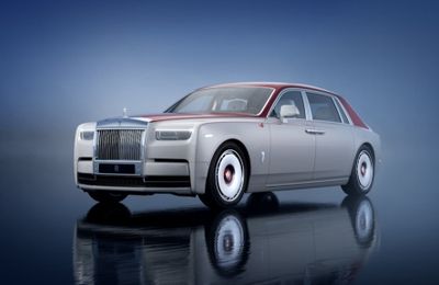 Sau 12 năm, Rolls-Royce lại một lần nữa làm loạt xe mừng năm Thìn nhưng không còn chỉ dành riêng cho Trung Quốc