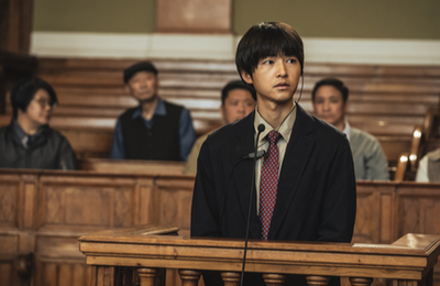 Song Joong Ki bị chê diễn xuất thiếu cảm xúc, phim vẫn đạt tỉ suất ấn tượng