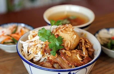 Michelin gợi ý 5 món 'không ăn, không về' khi đến Việt Nam