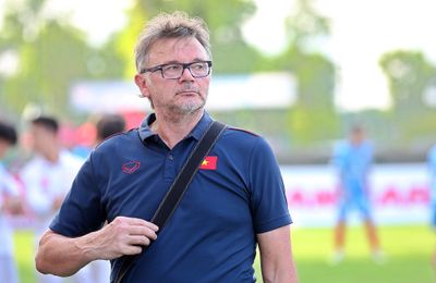 Cơ hội cuối cùng cho huấn luyện viên Troussier
