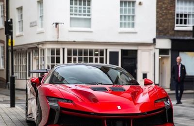 Chiêm ngưỡng siêu xe Ferrari SF90 XX Stradale đầu tiên được bàn giao