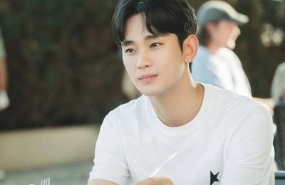 Kim Soo Hyun mặc áo trăm triệu đồng trong phim 'Nữ hoàng nước mắt'