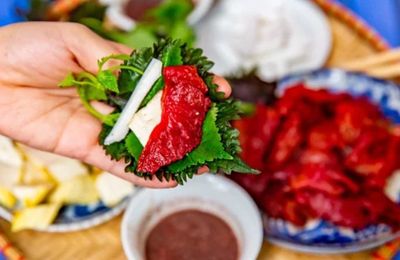 Sứa đỏ được bán cả trên TikTok Shop, độ "hot" vẫn không hề thuyên giảm?