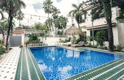 Ông chủ cụm rạp nhận chiếu Đào, phở và piano phi lợi nhuận sống trong biệt thự rộng 1.000m2, nổi bật giữa khu nhà giàu quận 2